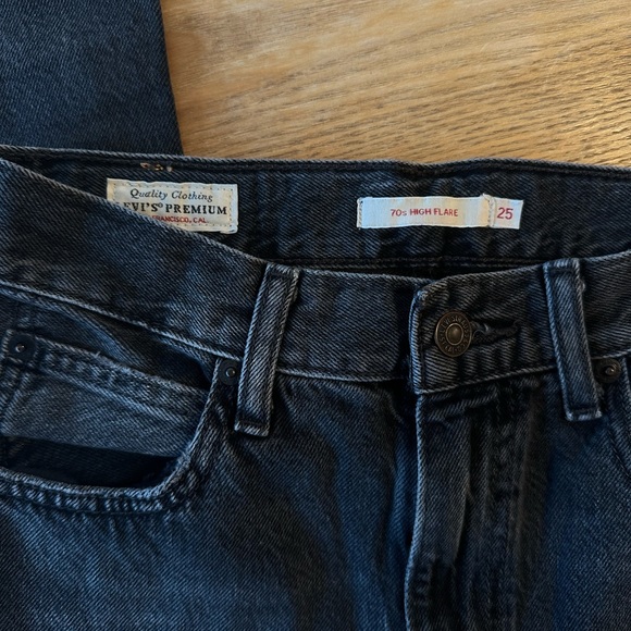 Levi’s High Waisted 70’s High Flare Size 25 Waist 32 Length - Picture 6 of 9